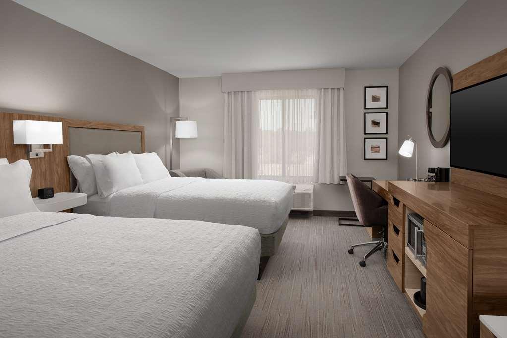 Hampton Inn & Suites Paso Robles Oda fotoğraf